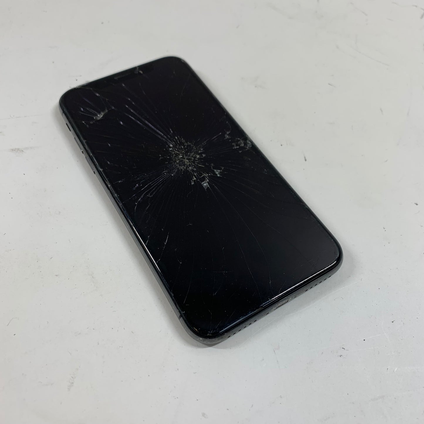 Unlocked Apple iPhone X 64GB Cracked Front and Back