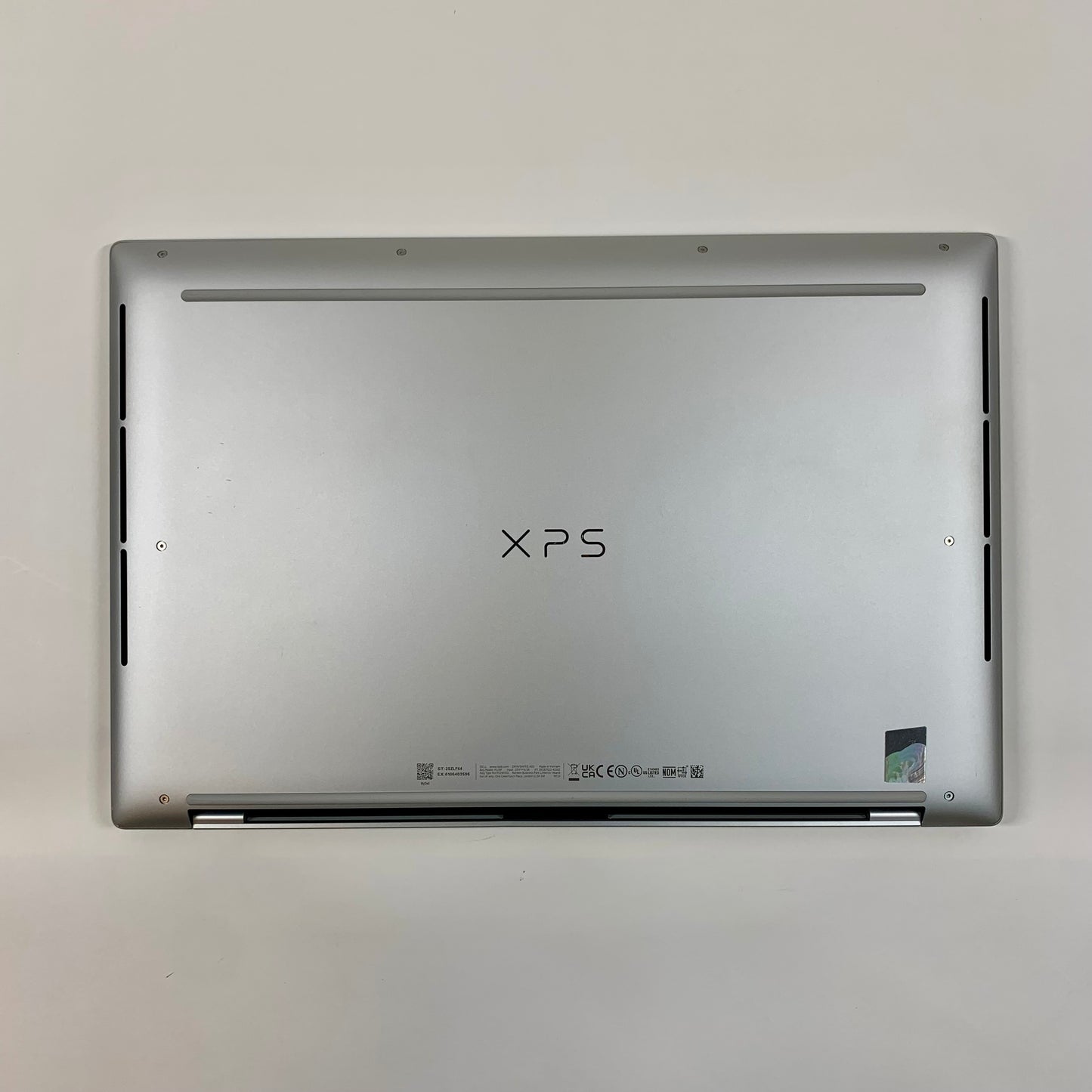 Dell XPS 16 ULTRA 7 16.3 Intel Ultra 7 3.8GHz 32GB RAM 1TB SSD GeForce RTX 4070