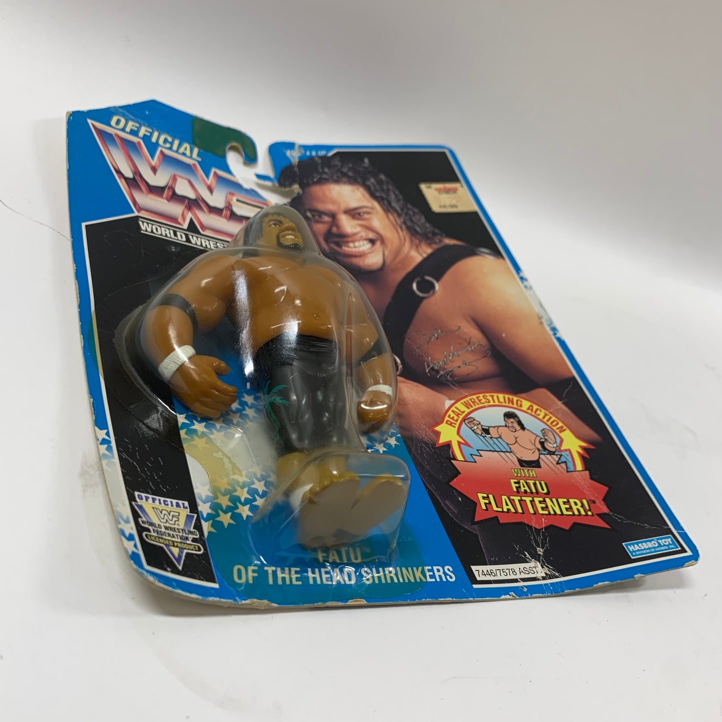 Fatu Flattener WWF WWE Hasbro Wrestling Figure Series 5 Action Figure 7446/7578