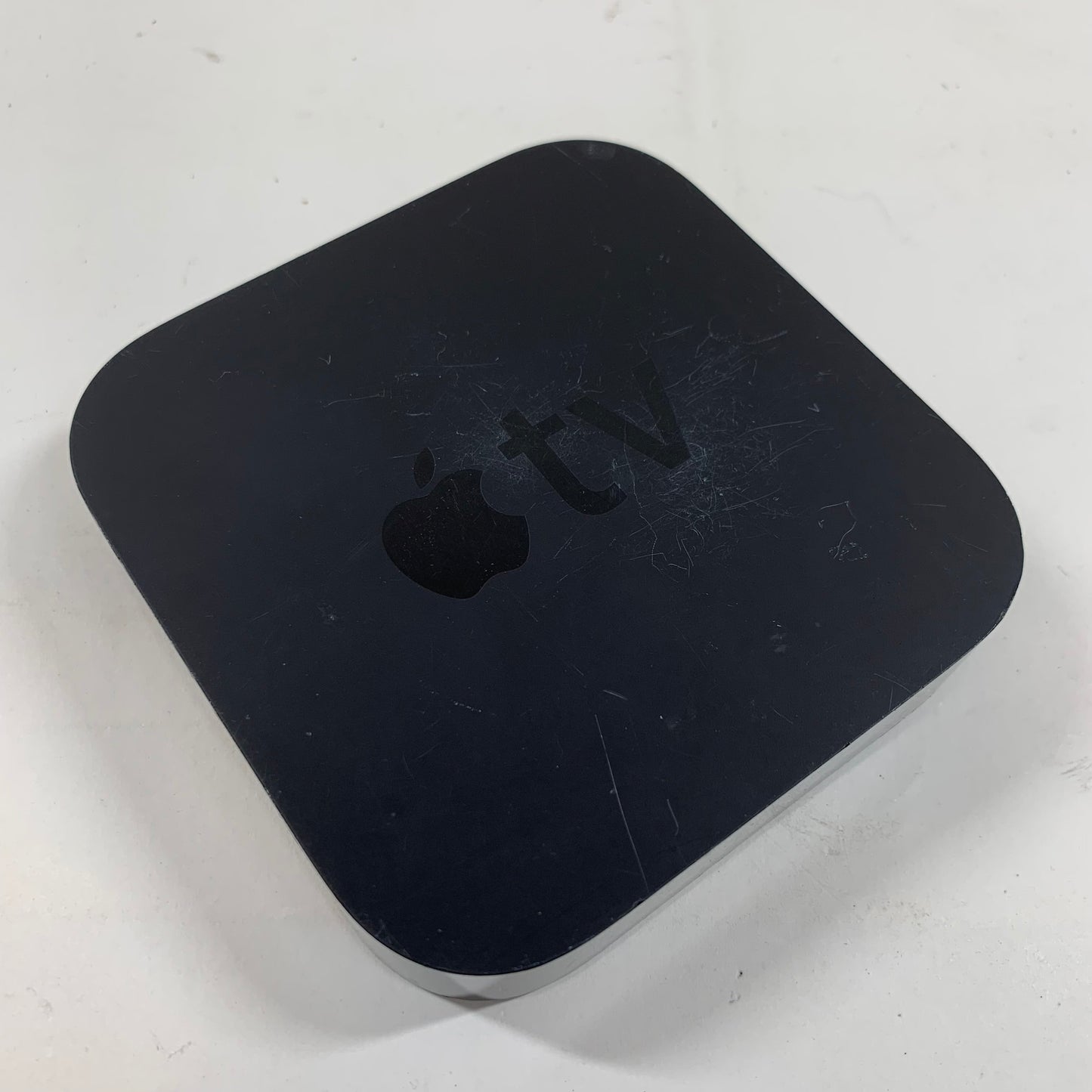 Apple TV 4K 2nd Gen 32GB Digital HD Media Streamer A1378 WiFi + Ethernet