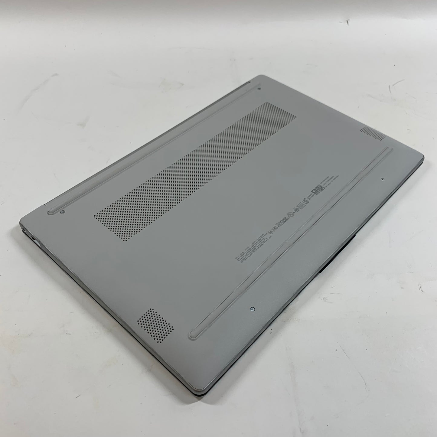 HP 15-FD0182WM 5CD42314Z8 15.6" i7-1355U 1.7GHz 16GB RAM 1TB SSD