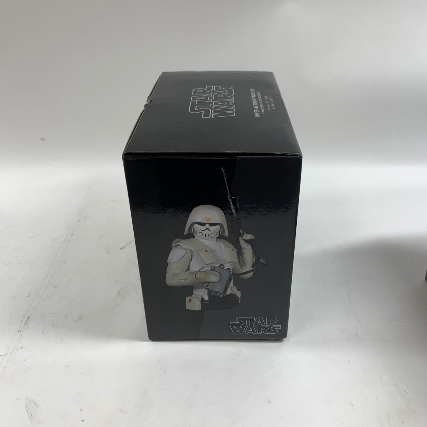 Gentle Giant Ltd Star Wars Snow Trooper Collectable Figurine 80159