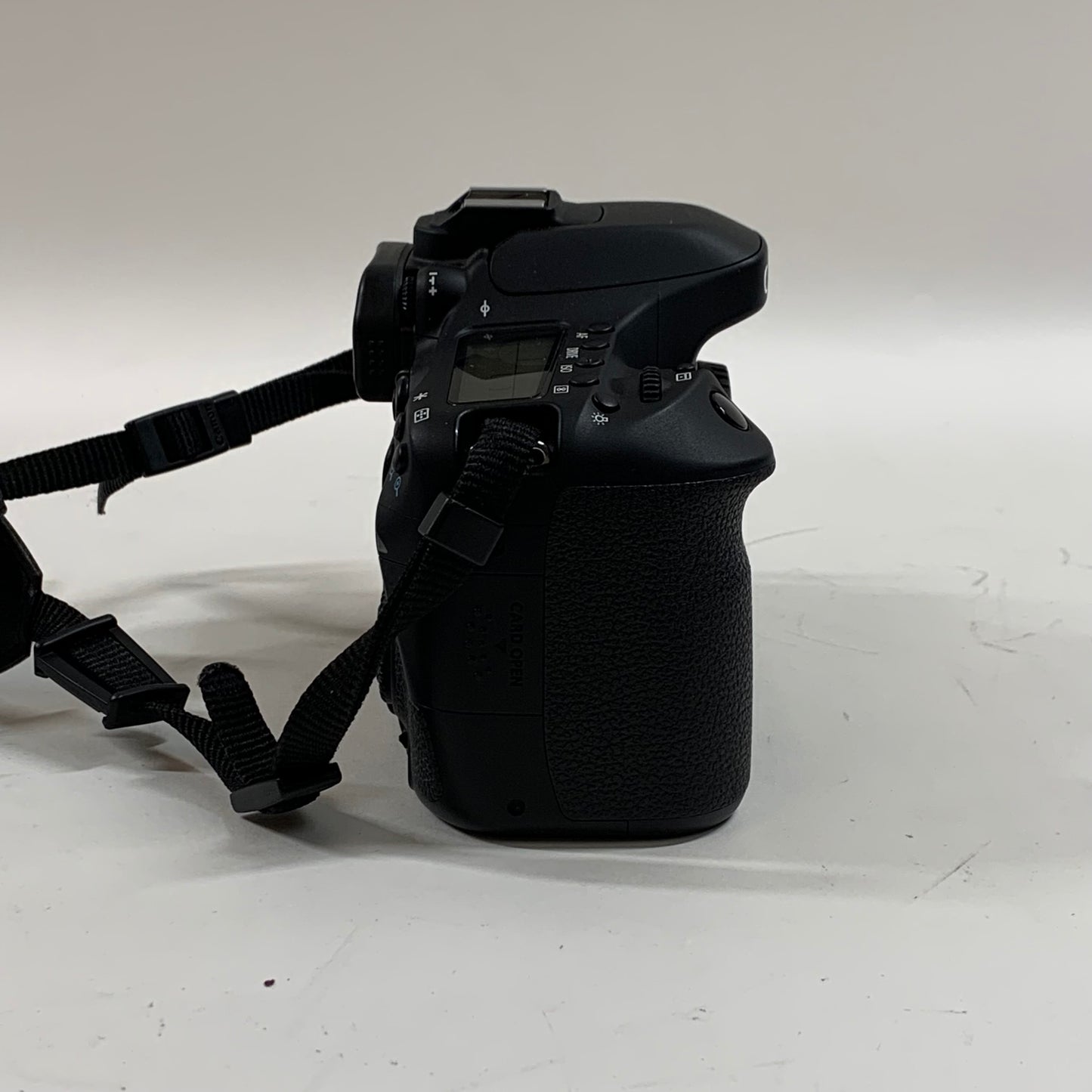 Canon EOS 80D 24.2MP mid-range, enthusiast-level DSLR
