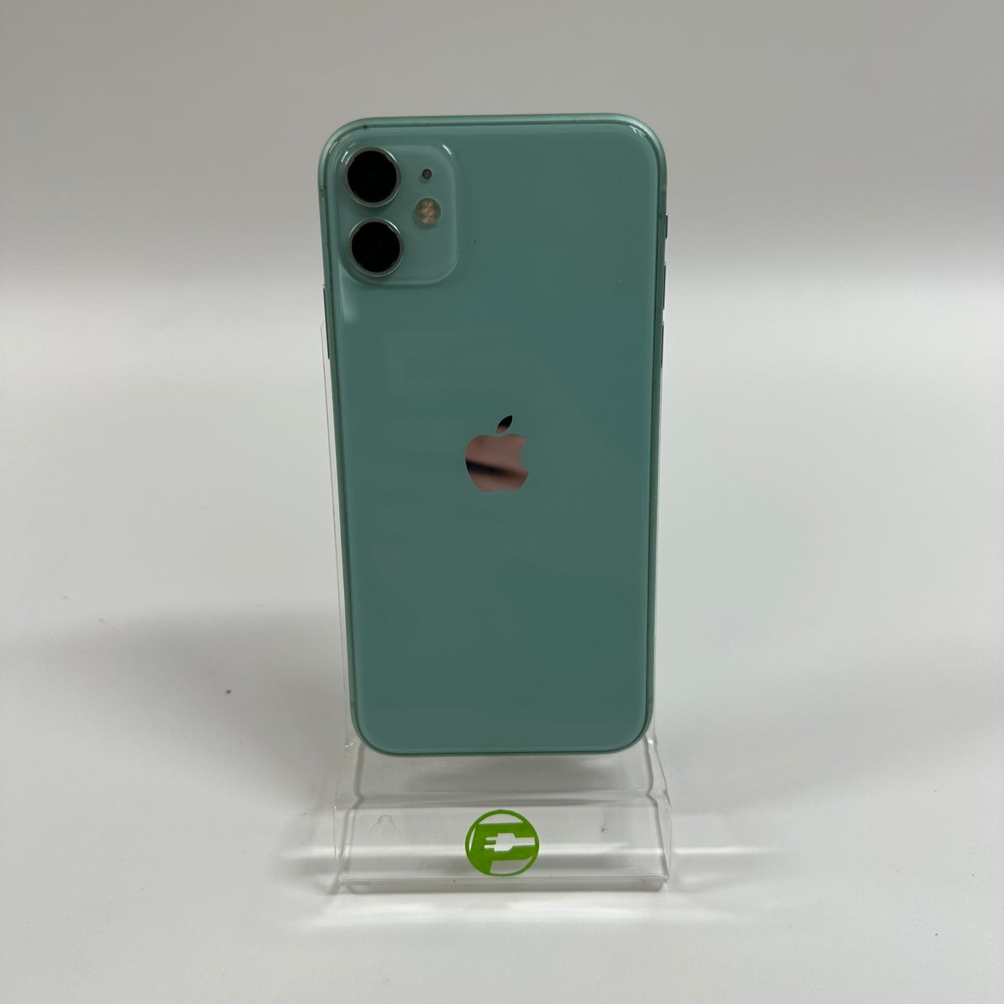 Broken GSM Unlocked Apple iPhone 11 128GB 15.4.1 MH8Q3LL/A CRACKED SCREEN