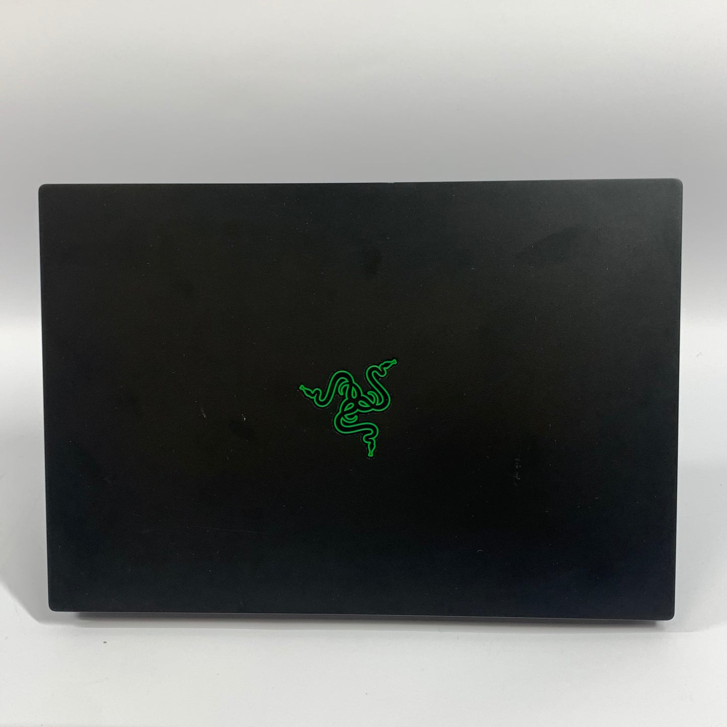 Razer Blade 14 RZ09-0427 14" Ryzen 9 6900HX 16GB RAM 1TB SSD GeForce RTX 3070 Ti
