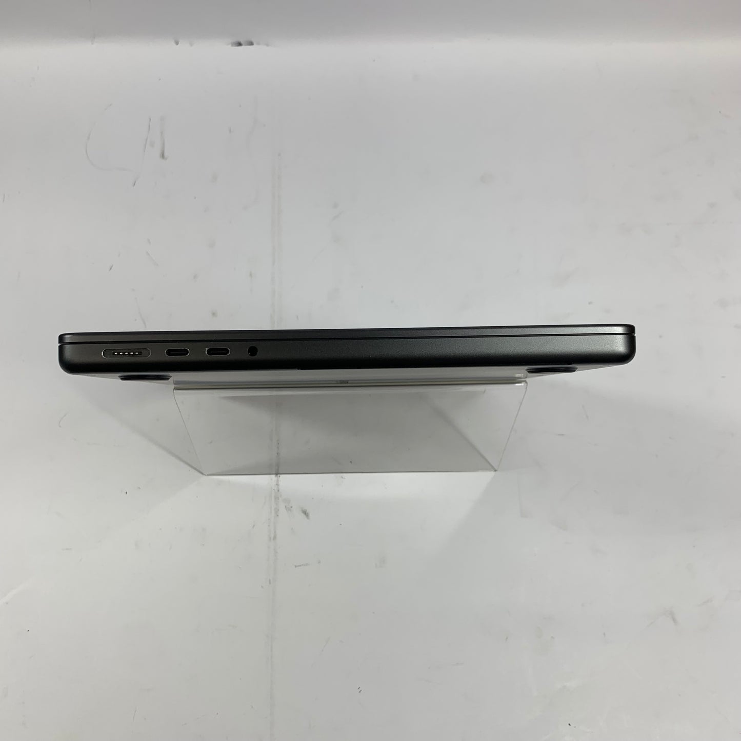 2023 Apple MacBook Pro 14" M3 Pro 14C GPU 4.0GHz 18GB RAM 512GB SSD MRX33LL/A