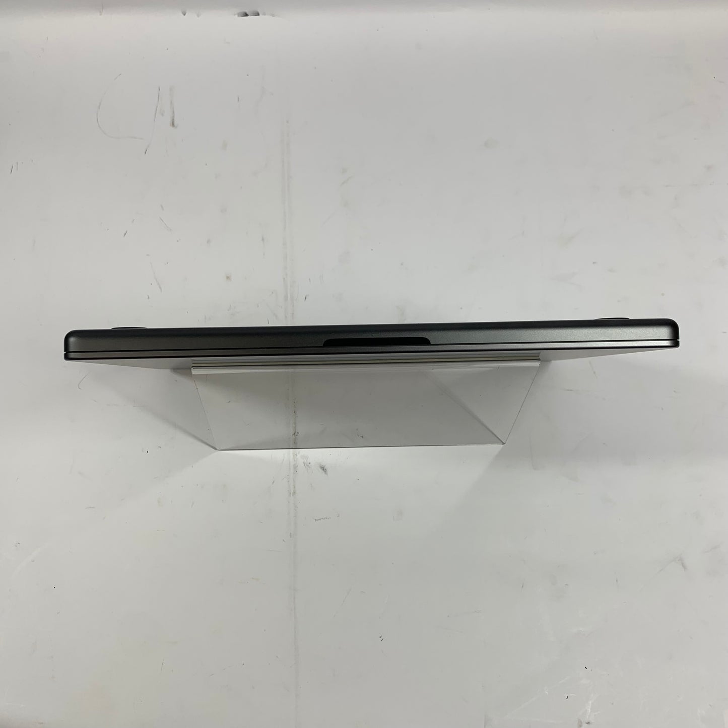 2023 Apple MacBook Pro 14" M3 Pro 14C GPU 4.0GHz 18GB RAM 512GB SSD MRX33LL/A