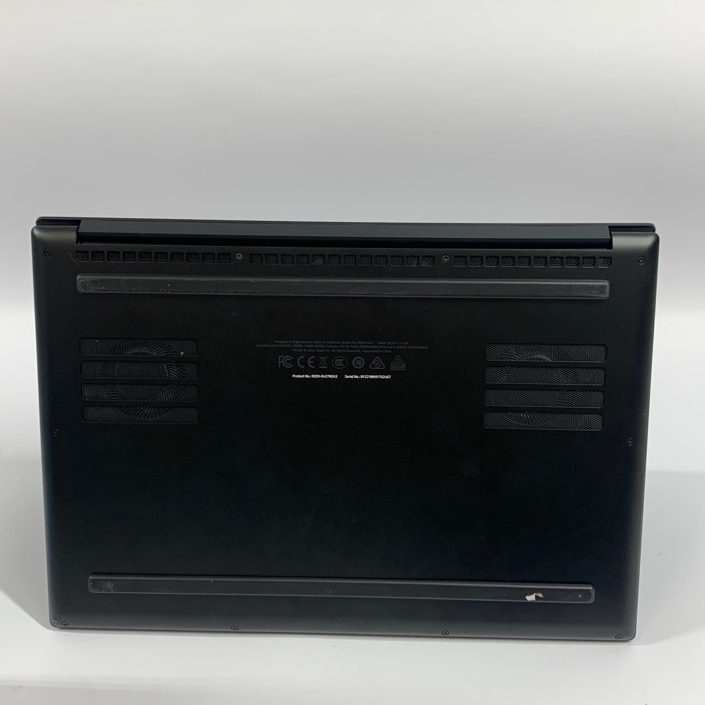 Razer Blade 14 RZ09-0427 14" Ryzen 9 6900HX 16GB RAM 1TB SSD GeForce RTX 3070 Ti
