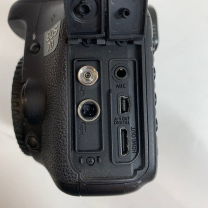 Canon EOS 7D 18.0MP APS-C DSLR