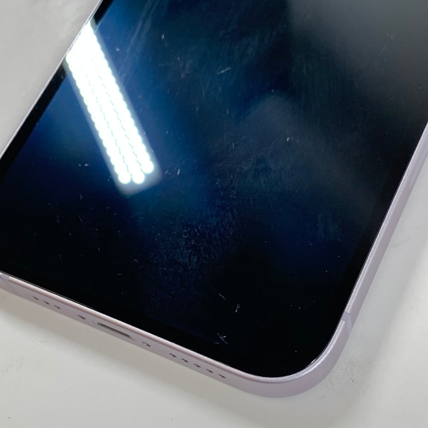 Unlocked Apple iPhone 14 128GB 18.3.2 Purple MPUX3LL/A