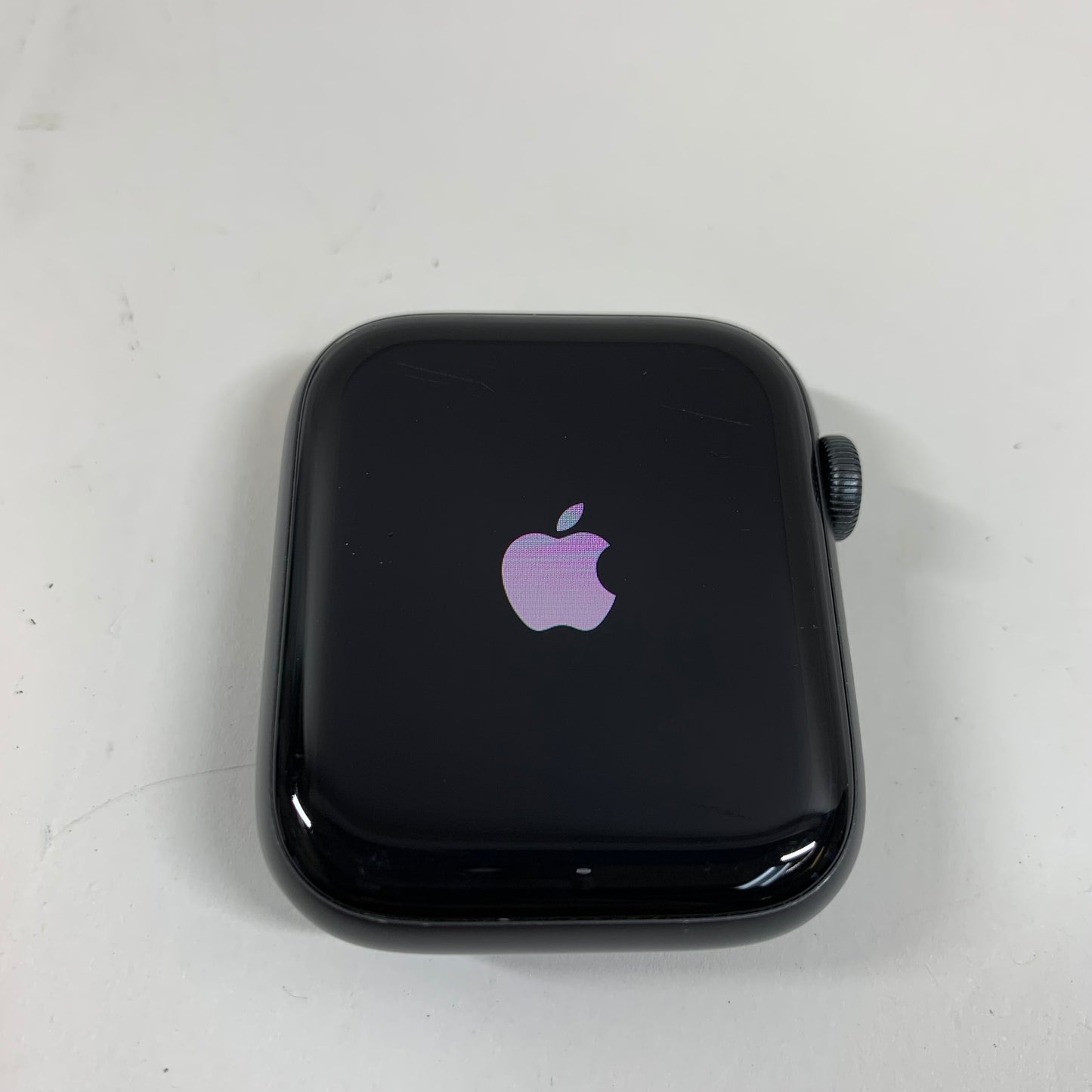 Unlocked Apple Watch SE 1st Gen 44MM Space Gray Aluminum Black Sport Band A2354