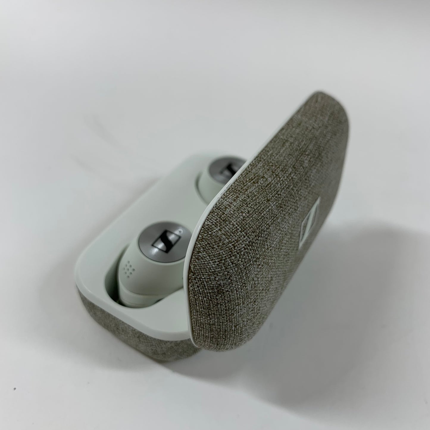 Sennheiser Momentum 2 Wireless Active Noise Canceling Earbuds White M3IETW2C
