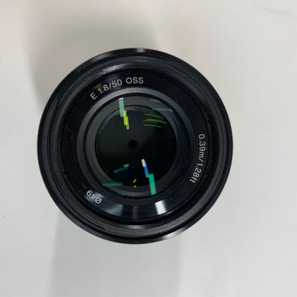 Sony SEL20F18 0.39-1.28 1.28 E-Mount  full-frame, wide-angle prime lens SEL20F18