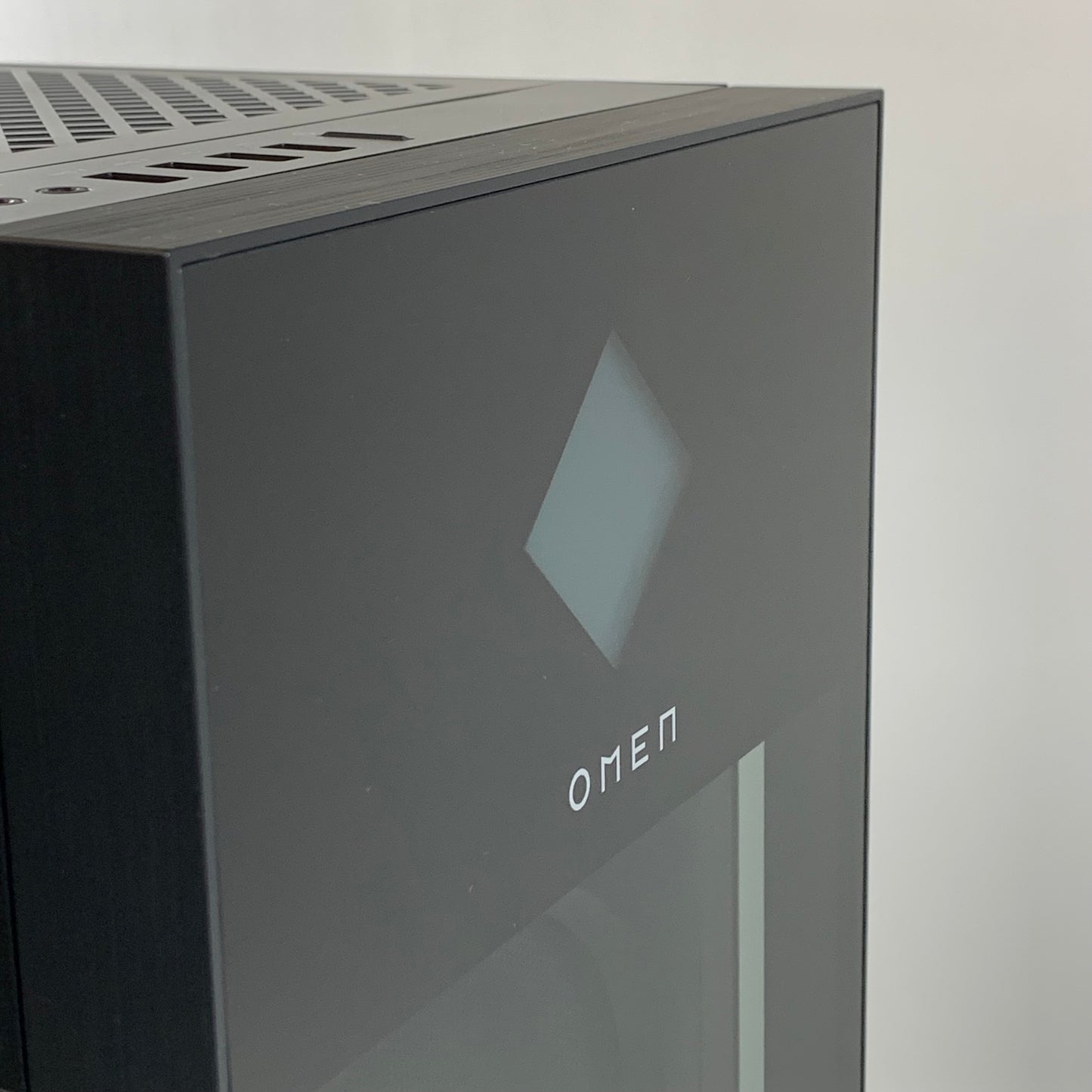 Omen 45L i9-13900KF 5.8 Ghz 16GB RAM 1TB SSD Nvidia RTX 4070 Ti