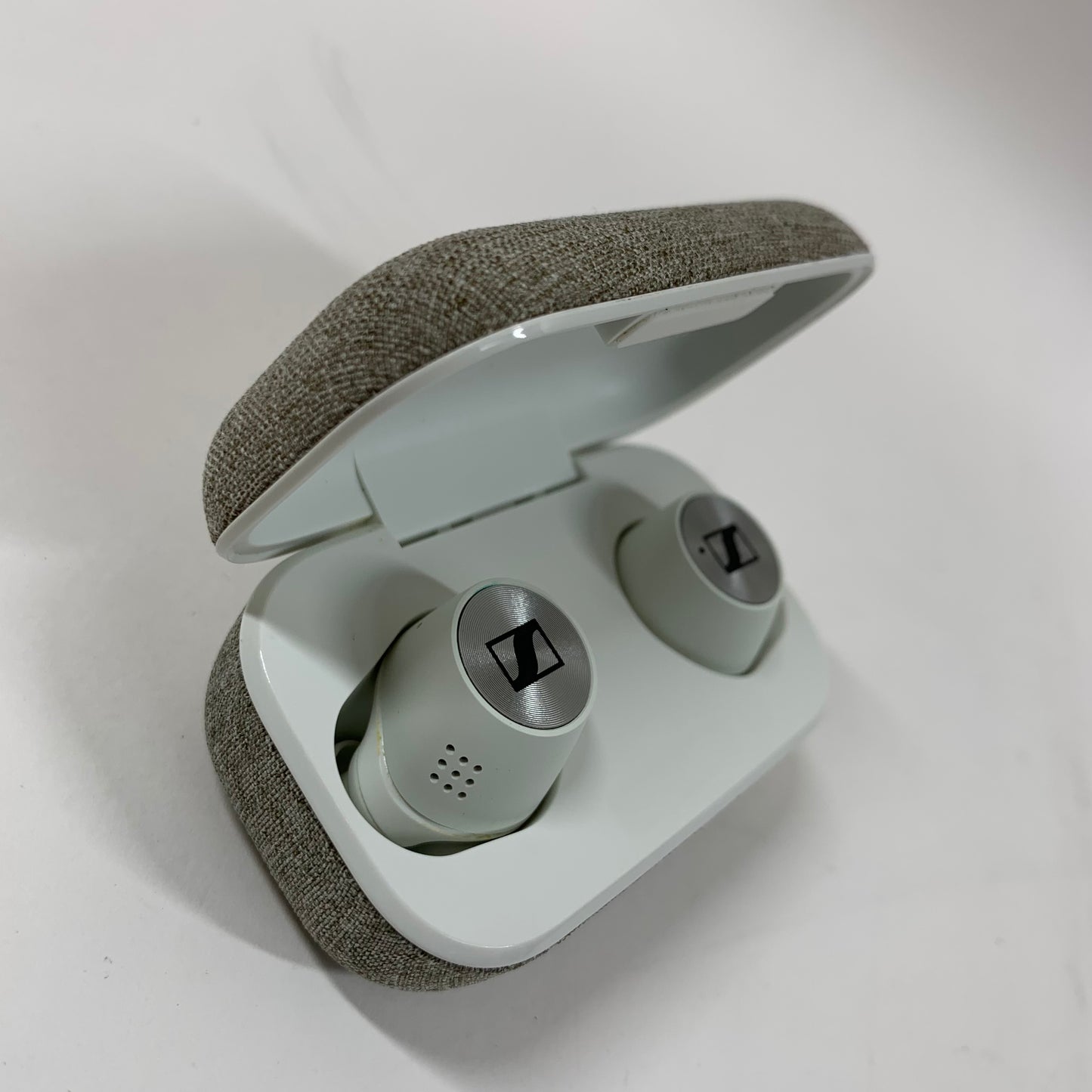 Sennheiser Momentum 2 Wireless Active Noise Canceling Earbuds White M3IETW2C