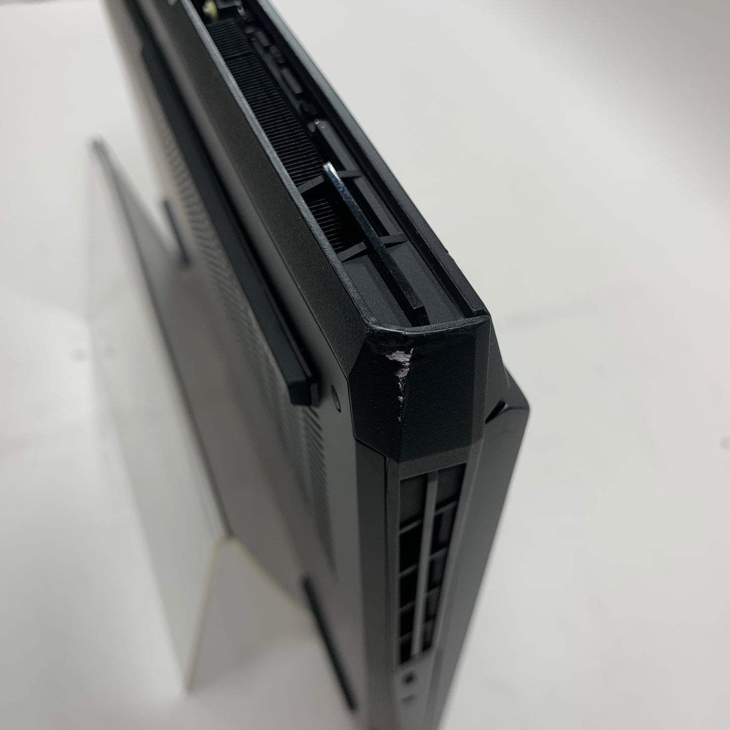 Broken Lenovo LEGION 5 PRO 16" i7-11800H 16GB RAM 512GB SSD RTX 3050 *no power*