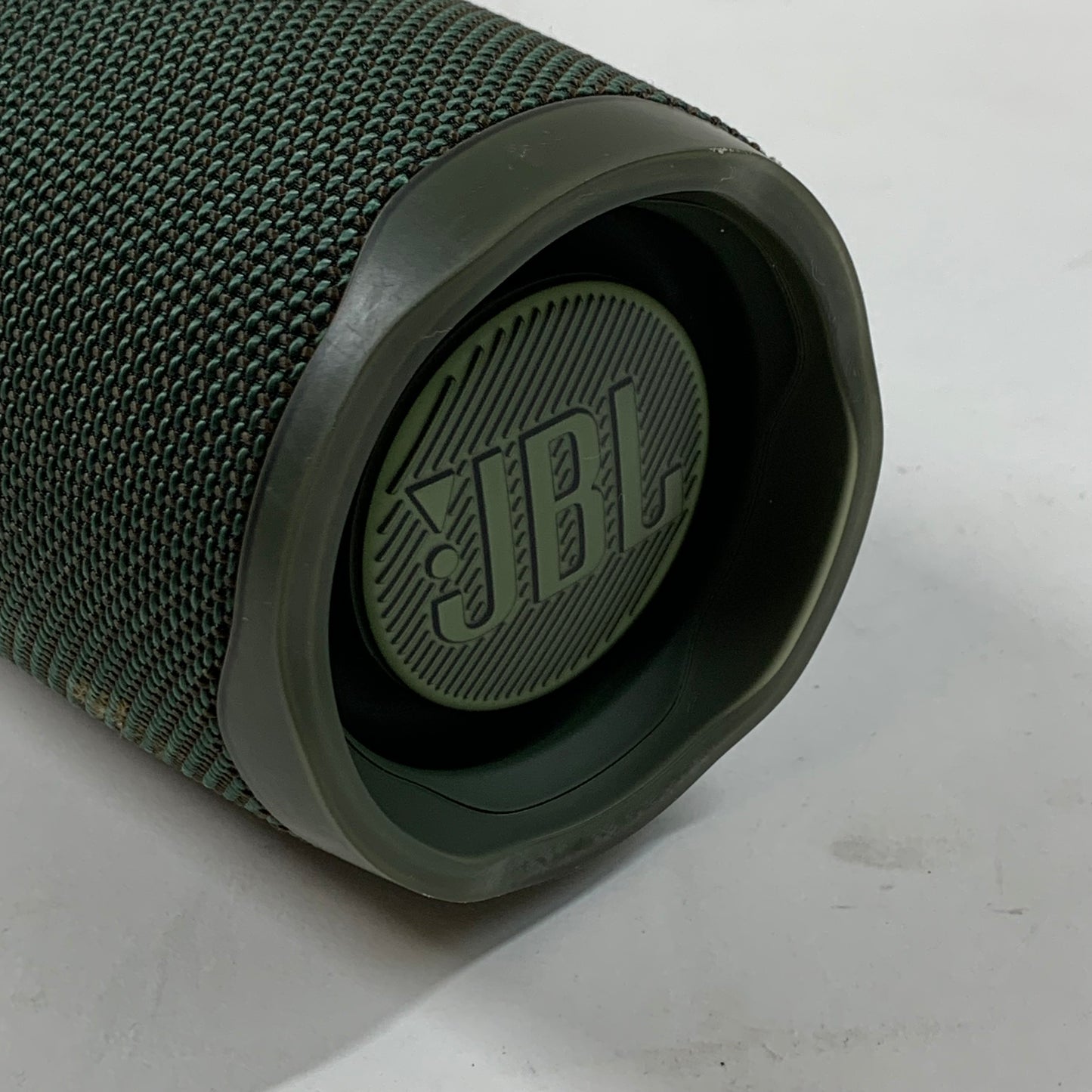 JBL Charge 4 Portable Bluetooth Party Speaker Green JBLCHARGE4Q