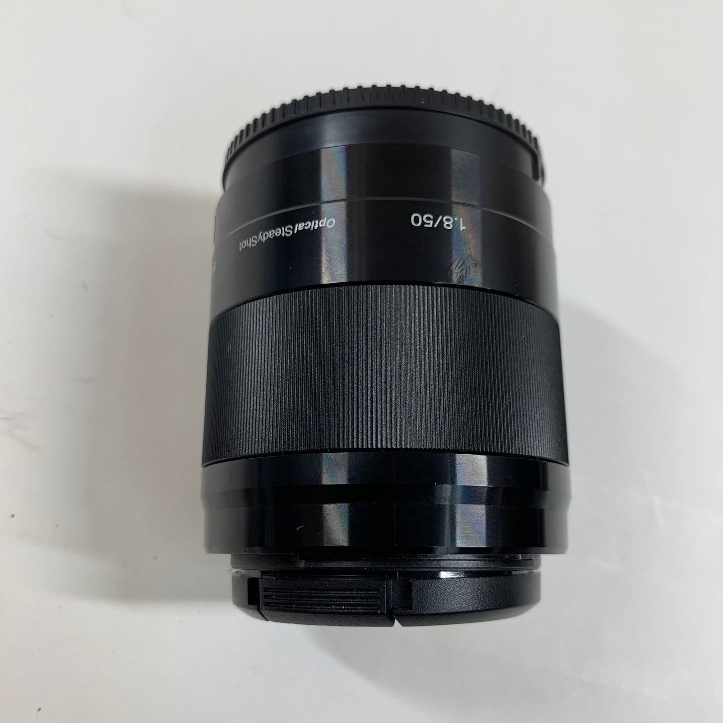 Sony SEL20F18 0.39-1.28 1.28 E-Mount  full-frame, wide-angle prime lens SEL20F18