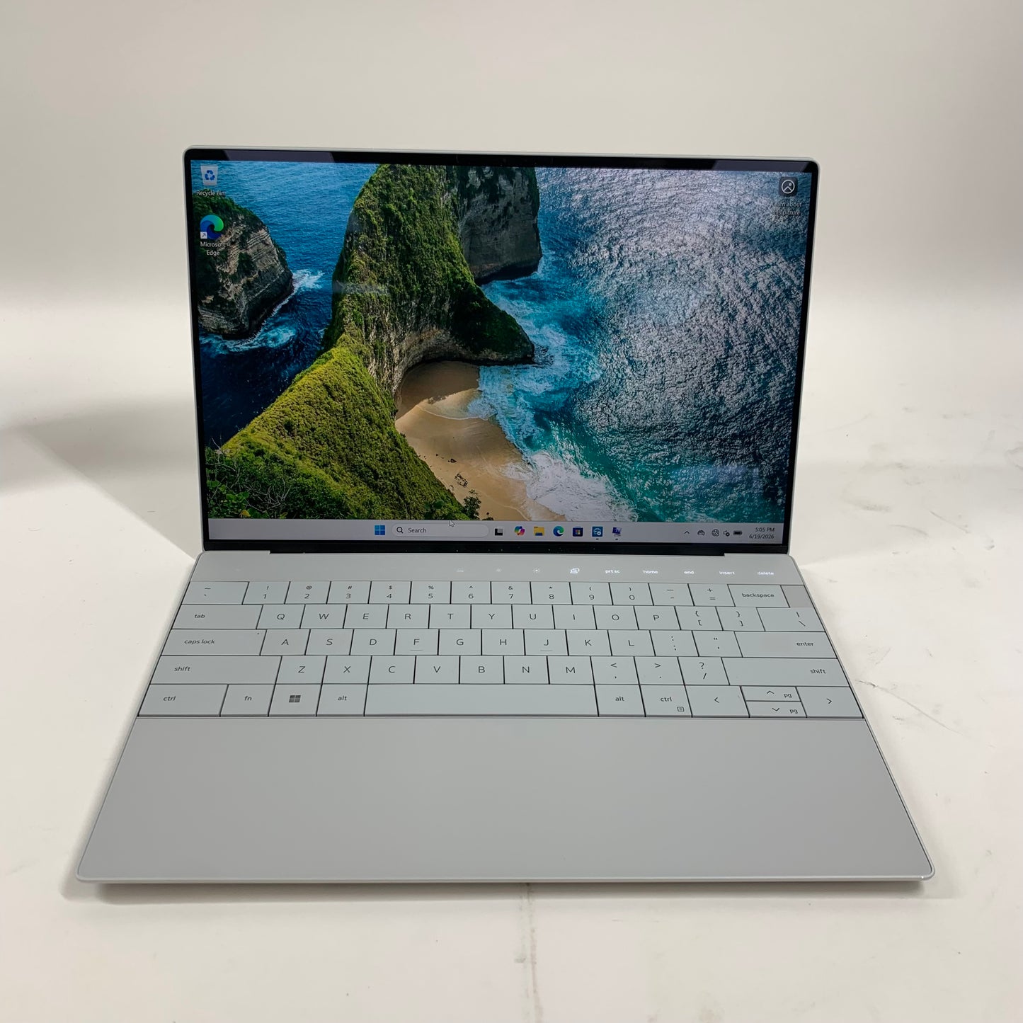 Dell XPS 9320 13.4" i7-1260P 2.10 GHz 16GB RAM 1TB SSD