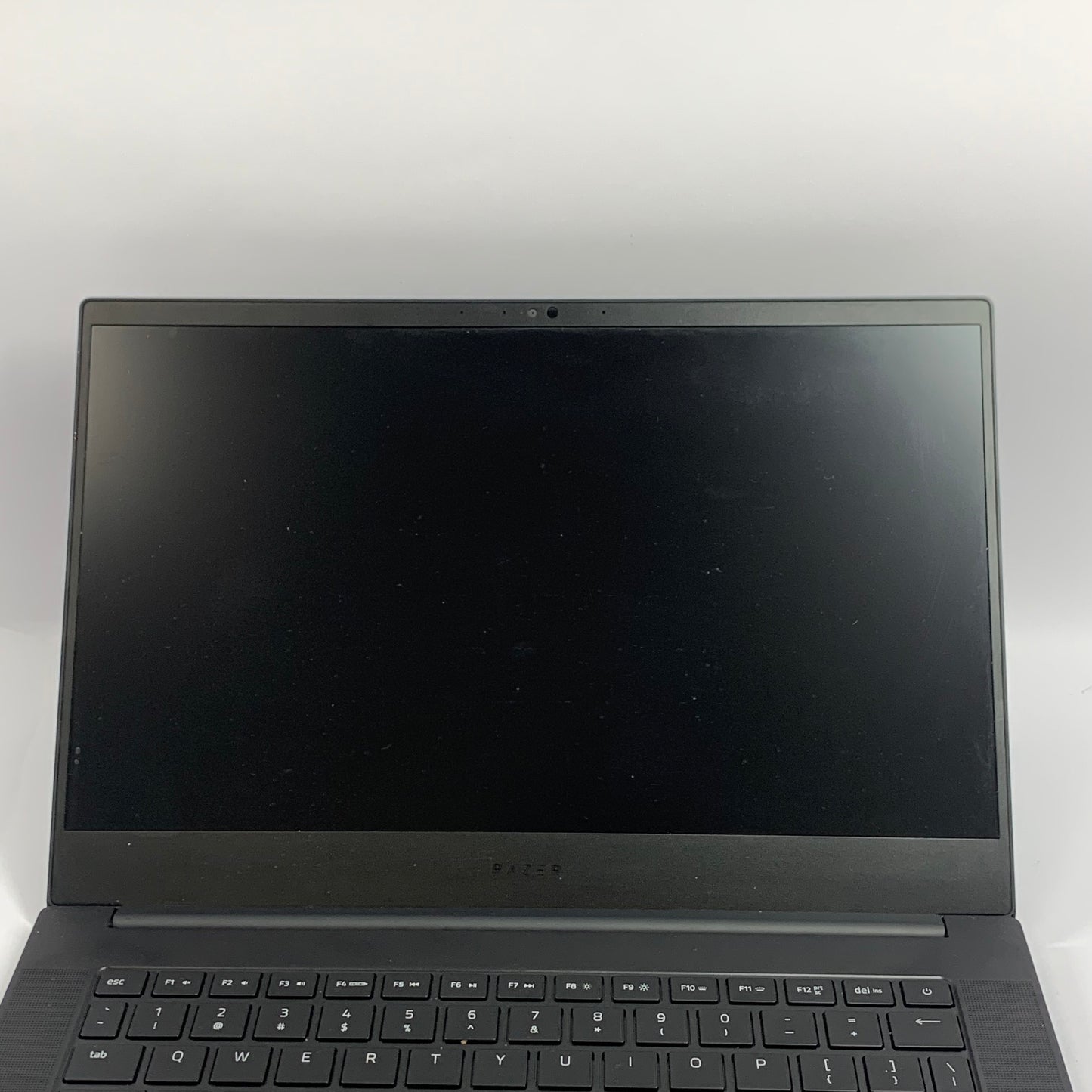Razer Blade 14 RZ09-0427 14" Ryzen 9 6900HX 16GB RAM 1TB SSD GeForce RTX 3070 Ti