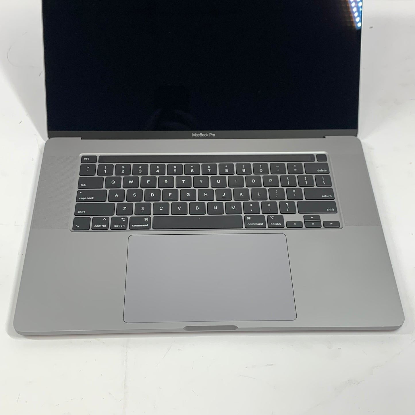2019 Apple MacBook Pro 16" i7 2.6GHz 32GB RAM 2TB SSD Silver A2141