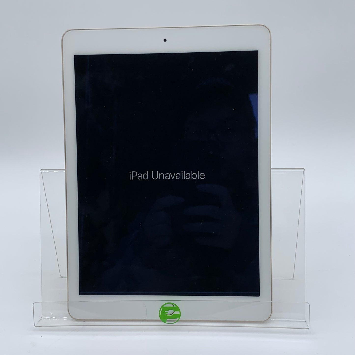 Broken WiFi Only Apple iPad Air 2nd Gen 128GB 15.8.4 Gold MH1J2LL/A parts only