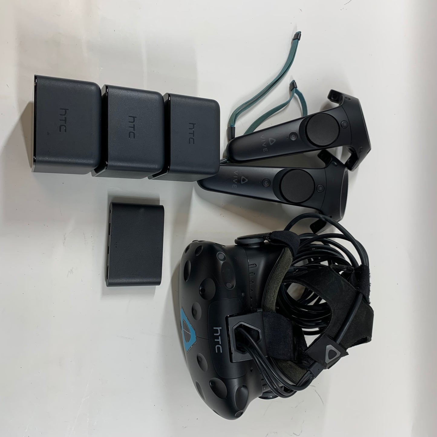 HTC Vive Virtual Reality Headset OPJT100