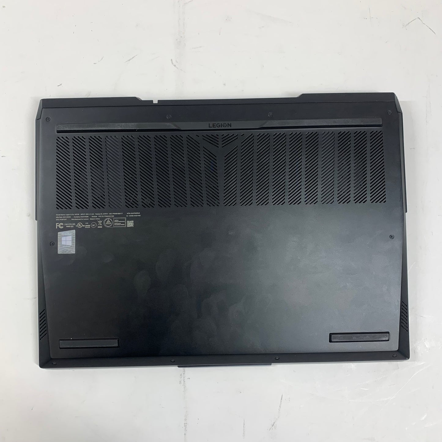 Broken Lenovo LEGION 5 PRO 16" i7-11800H 16GB RAM 512GB SSD RTX 3050 *no power*