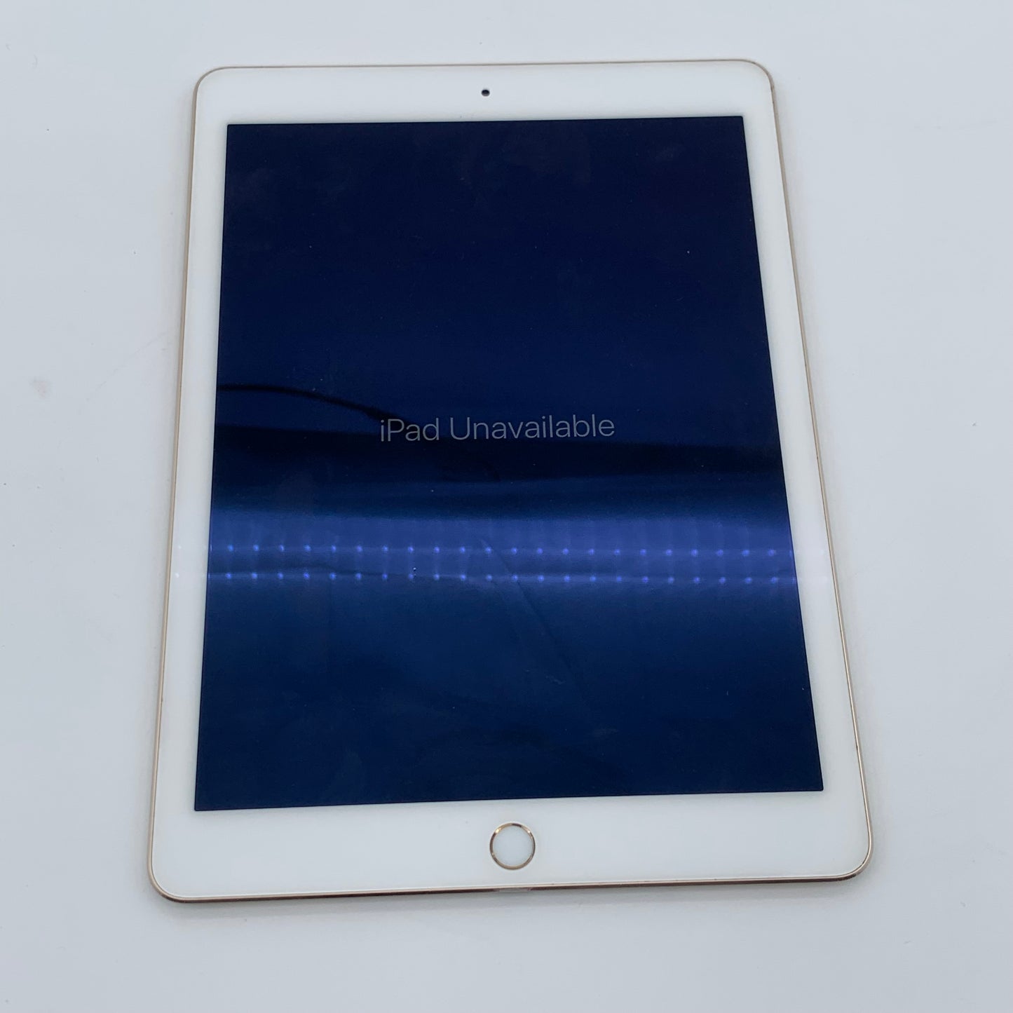 Broken WiFi Only Apple iPad Air 2nd Gen 128GB 15.8.4 Gold MH1J2LL/A parts only