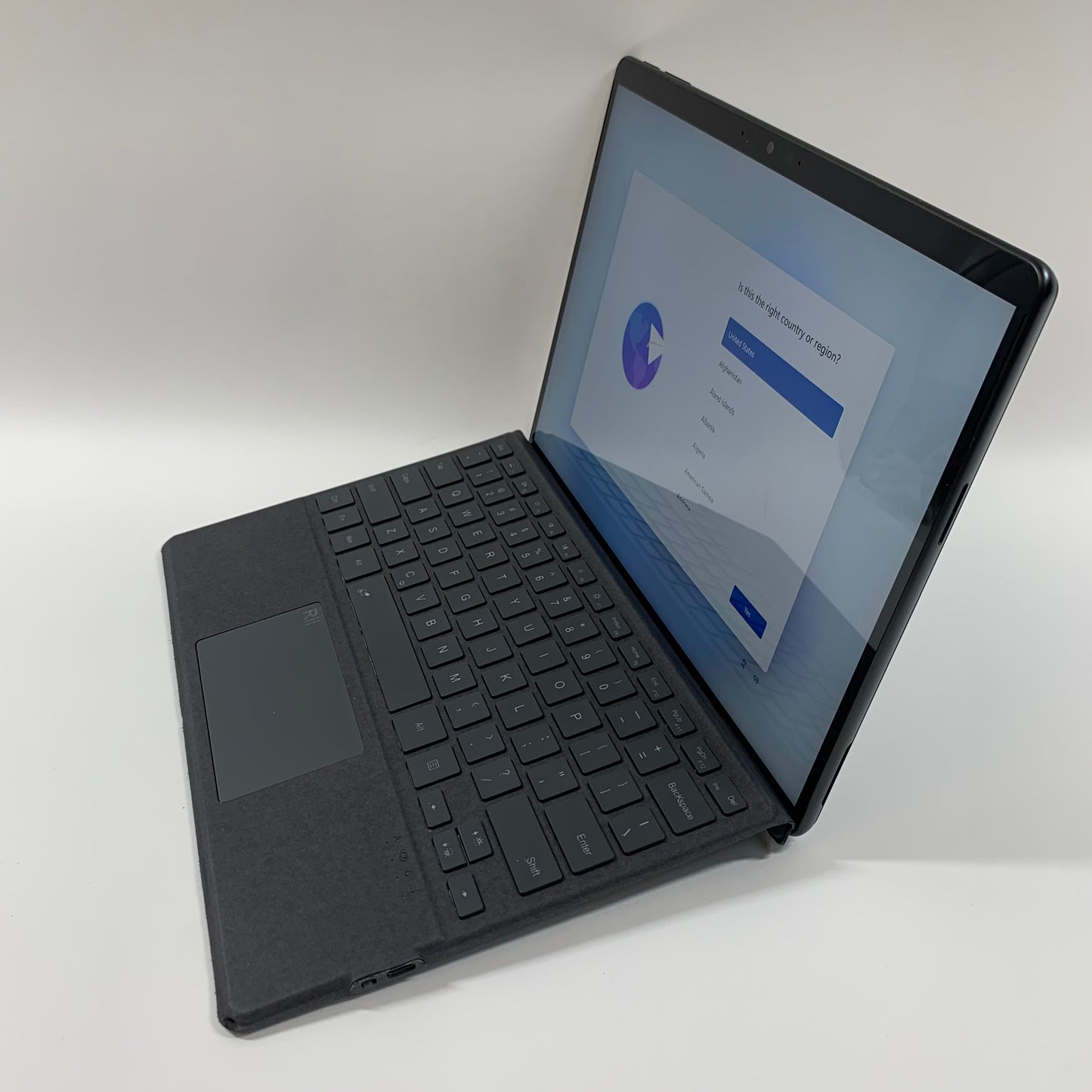 Microsoft Surface Pro 9 2038 13" i7-1255U 2.6GHz 16GB RAM 1TB SSD