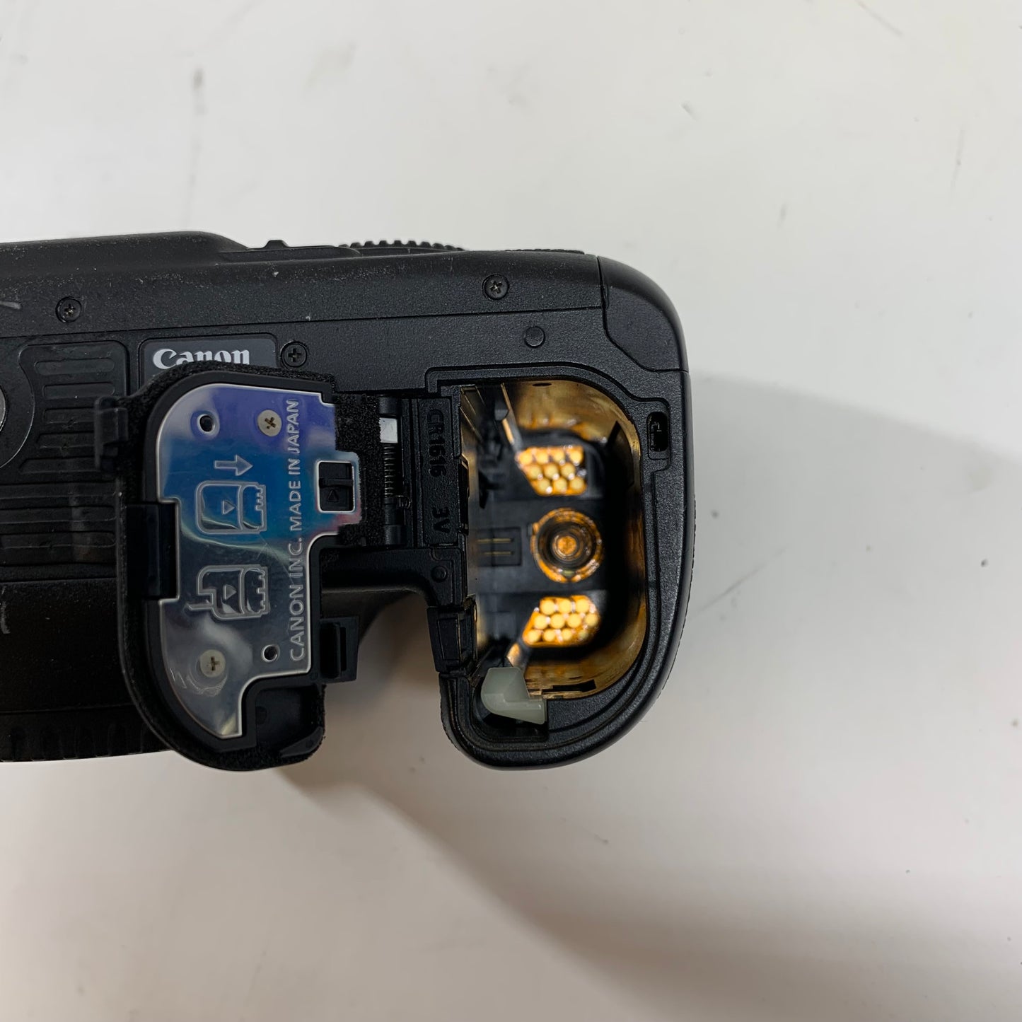 Canon EOS 7D 18.0MP APS-C DSLR