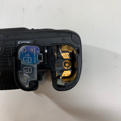 Canon EOS 7D 18.0MP APS-C DSLR