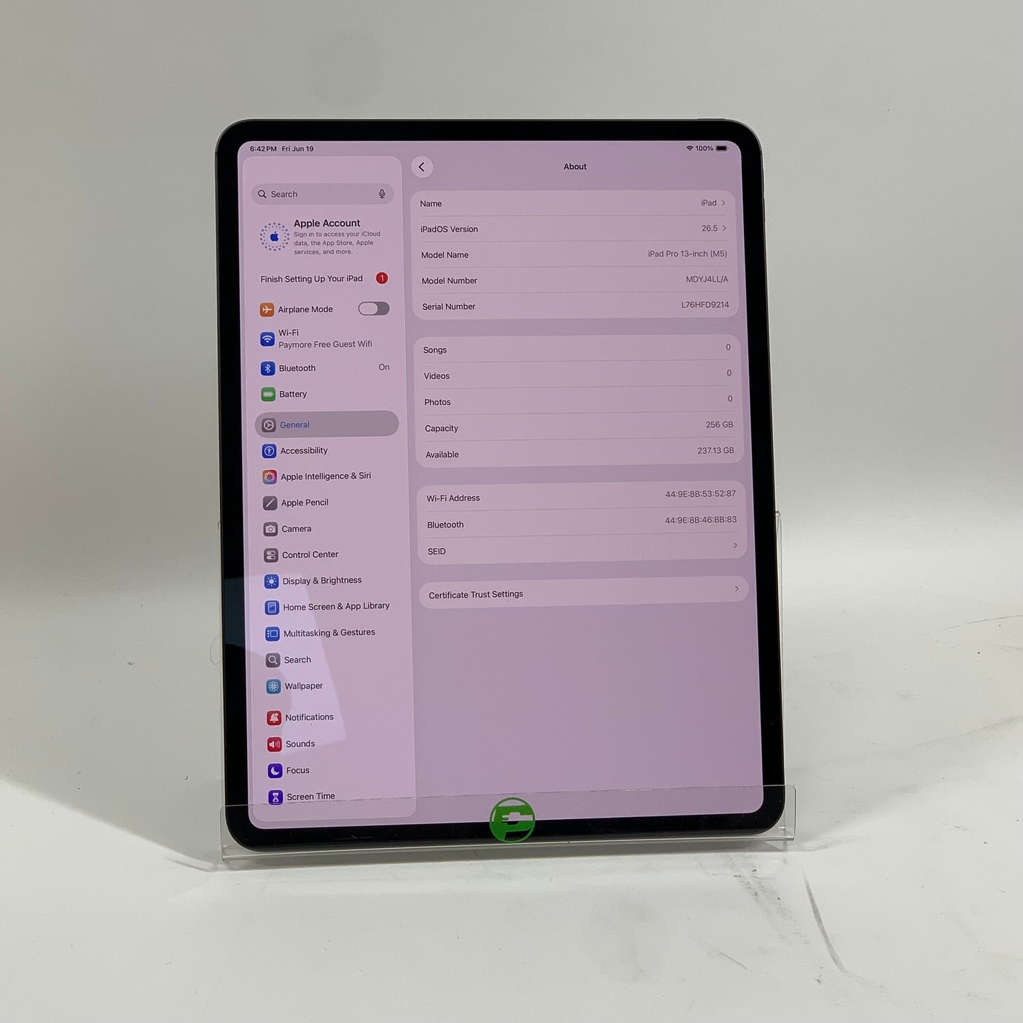WiFi Only Apple iPad Pro 13" M5 256GB Space Black MDYJ4LL/A
