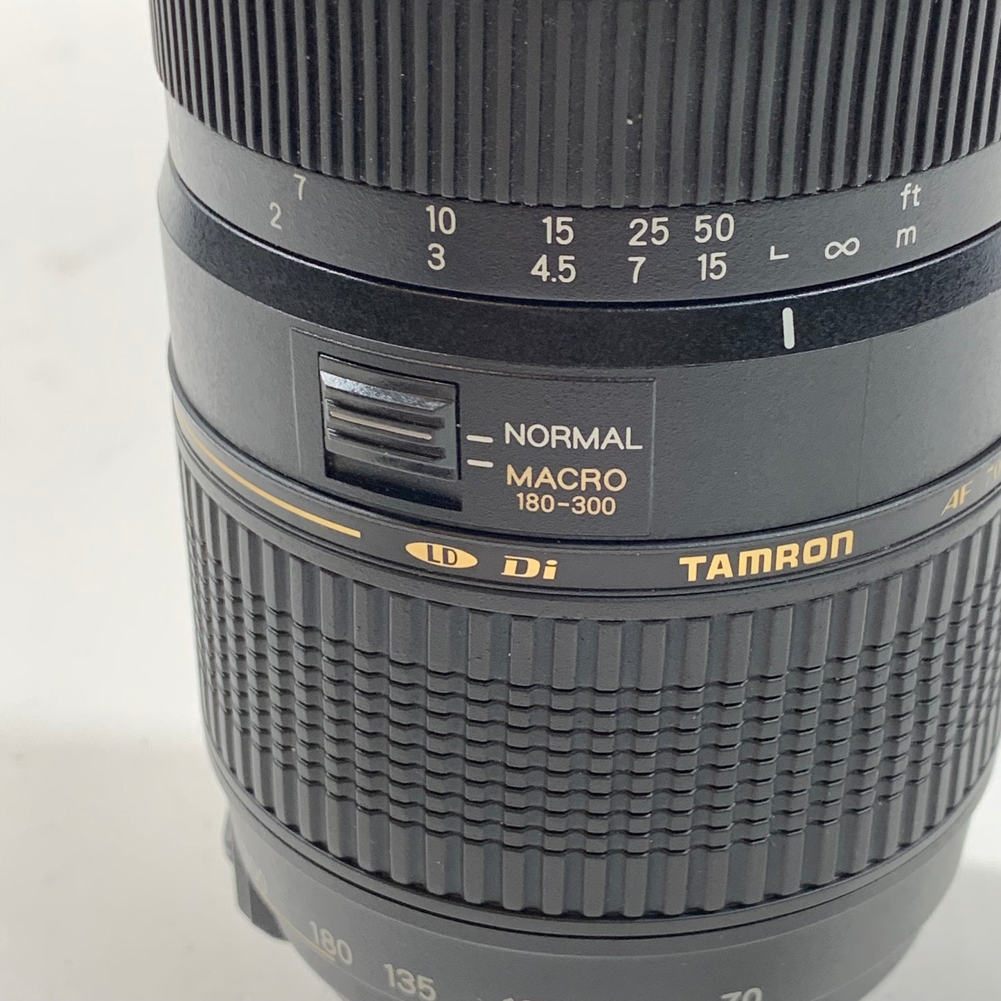 Tamron 70-300mm f/5.6 70-300mm f/5.6 For Nikon D Mount