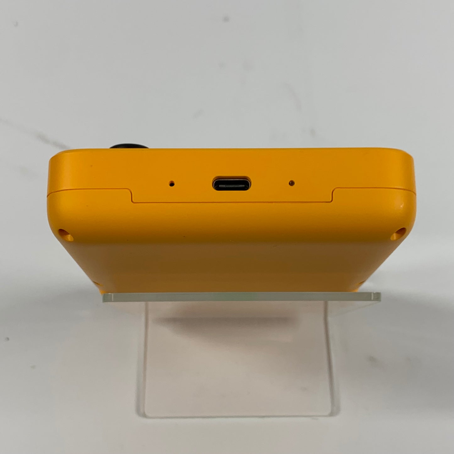 Ayaneo Pocket DMG  3.92 Qualcomm Snapdragon G3x Gen 2 8GB RAM 128GB Aura Yellow