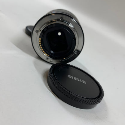 Sony SEL20F18 0.39-1.28 1.28 E-Mount  full-frame, wide-angle prime lens SEL20F18