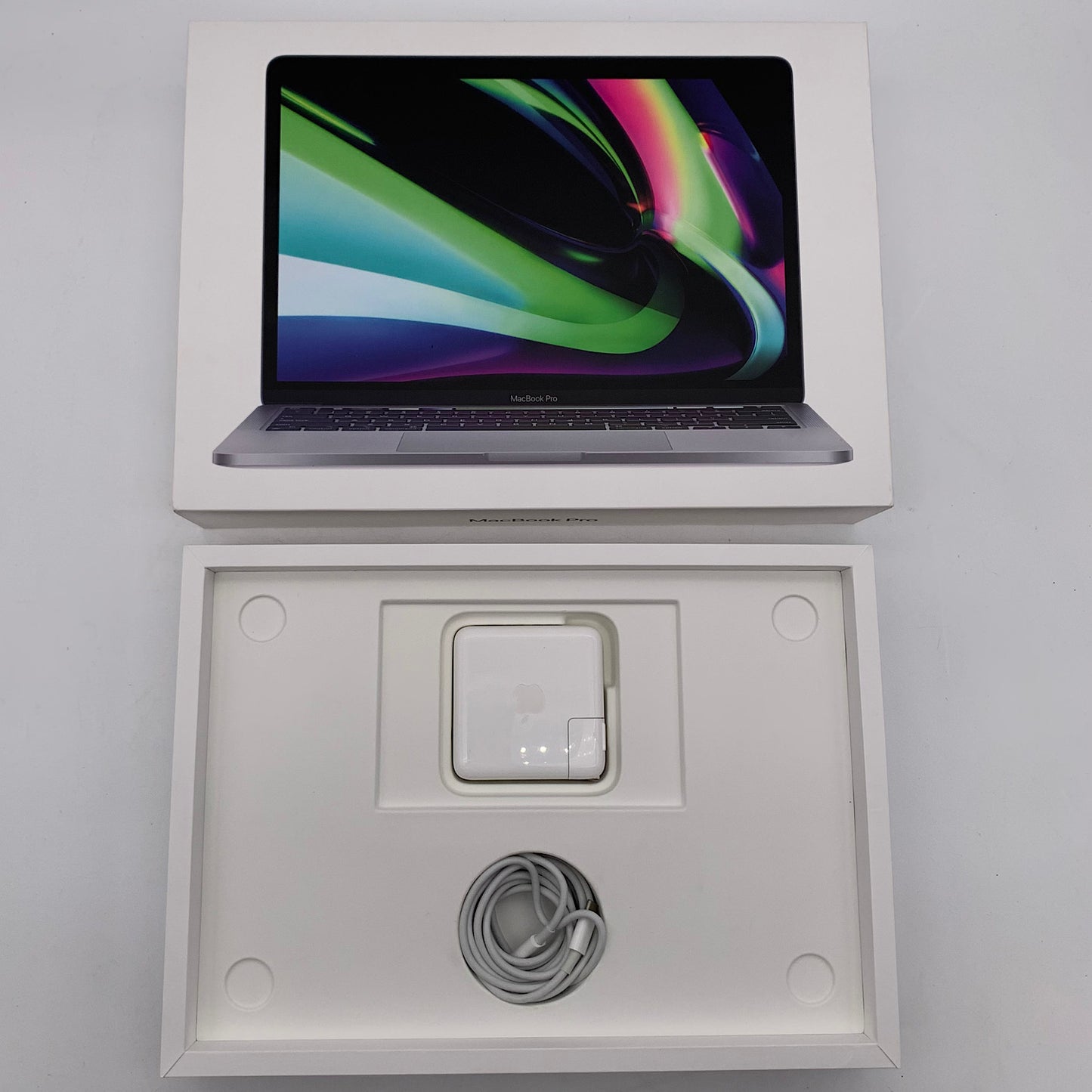 2020 Apple MacBook Pro 13.3" M1 8C GPU 3.2GHz 8GB RAM 256GB SSD A2338